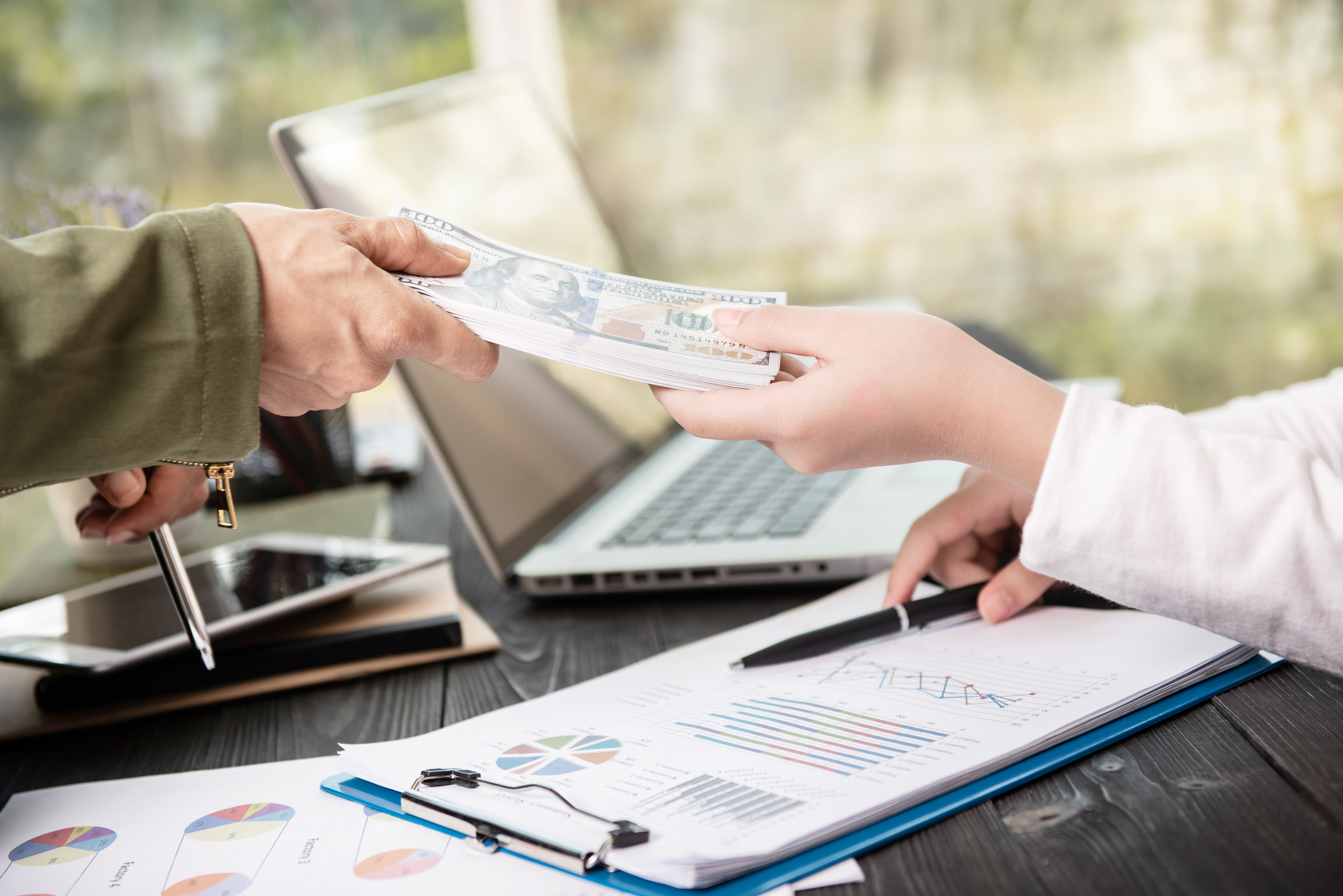 Cash Management Solutions for Retai...
